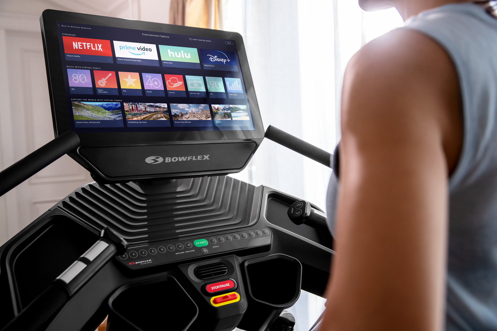 BOWFLEX JOURNEY TAPIS Femme sur Rameur Regatta 300 Kettler